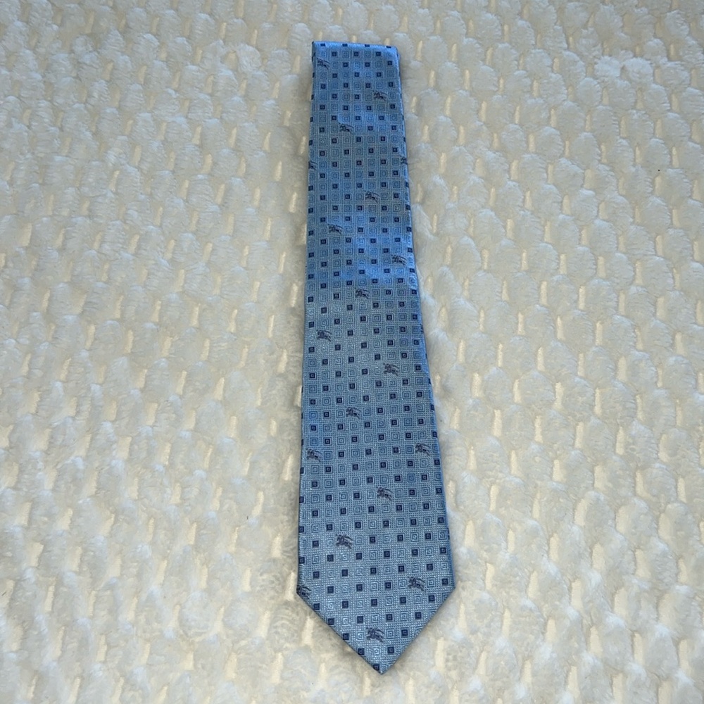 Burberry 100% Silk Tie-Authentic-EUC